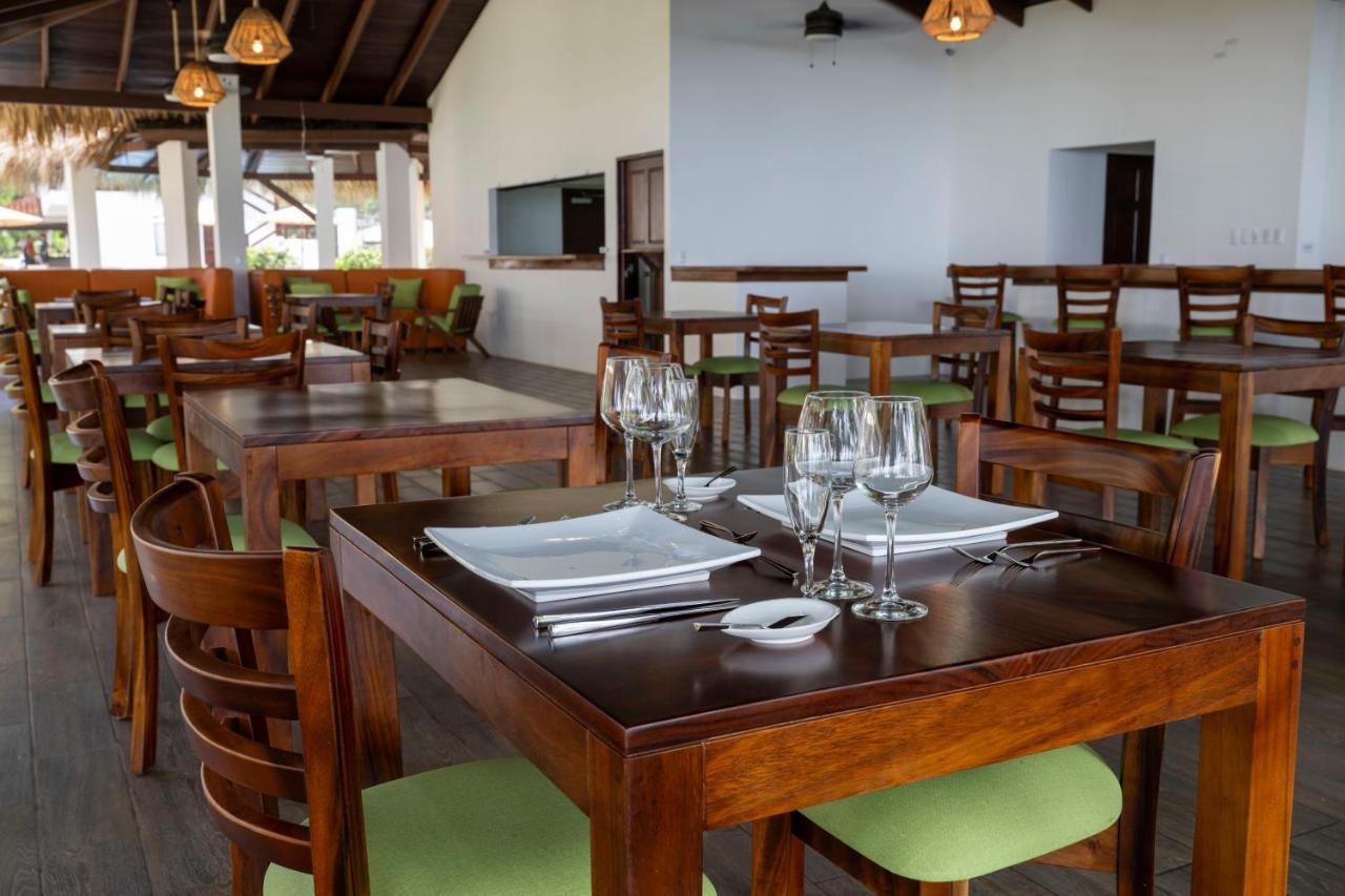 Fuego Del Sol Beachfront Hotel Хако Экстерьер фото