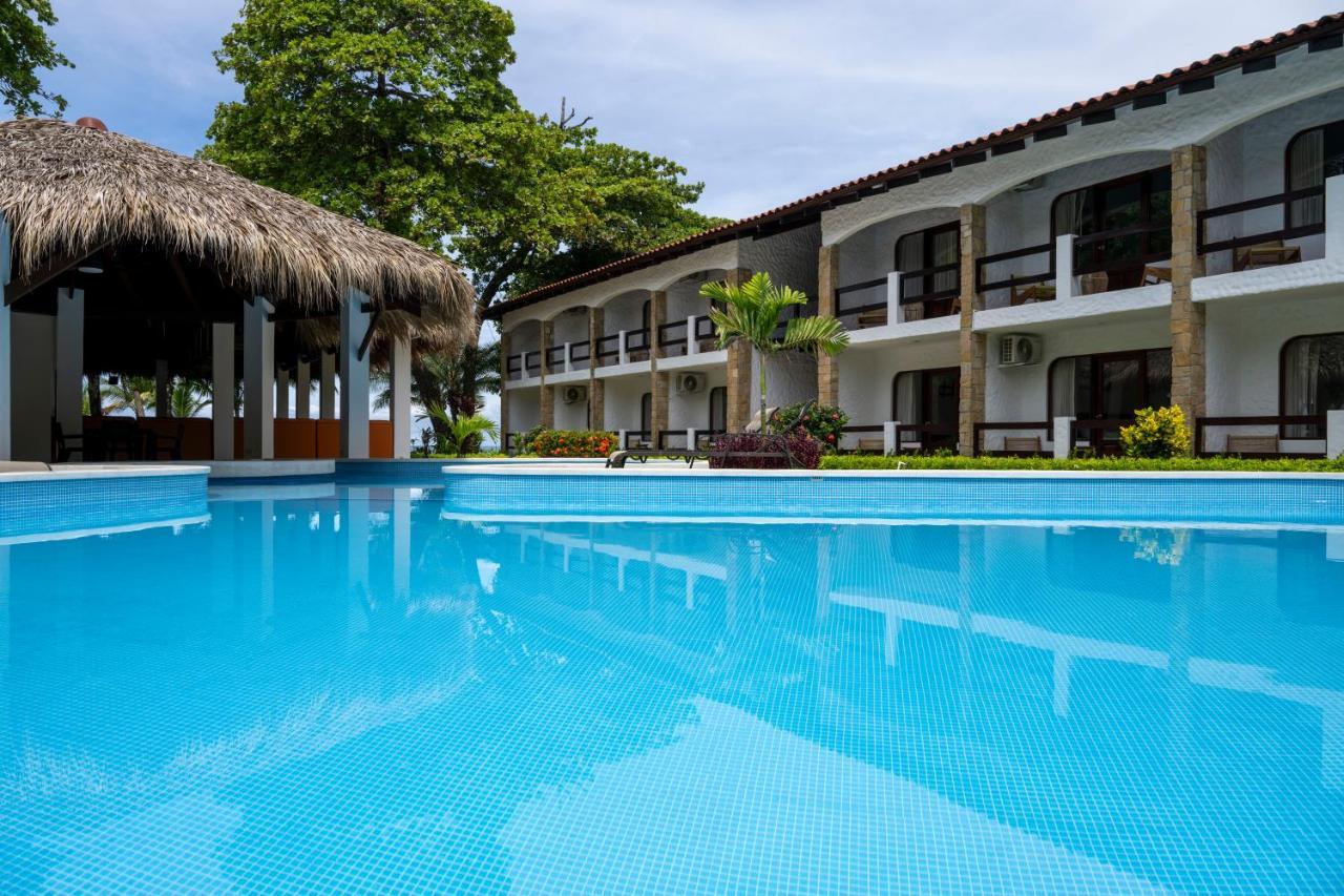 Fuego Del Sol Beachfront Hotel Хако Экстерьер фото