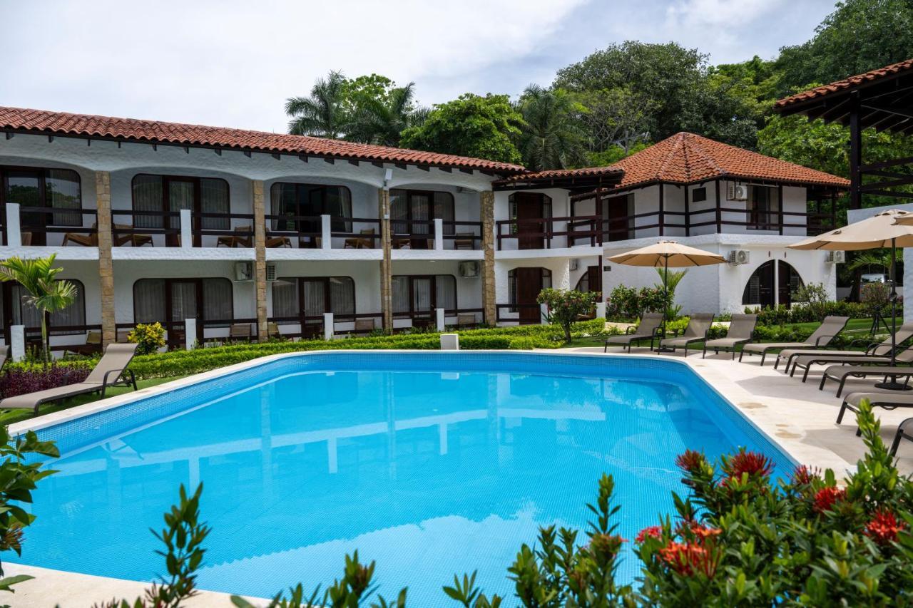 Fuego Del Sol Beachfront Hotel Хако Экстерьер фото
