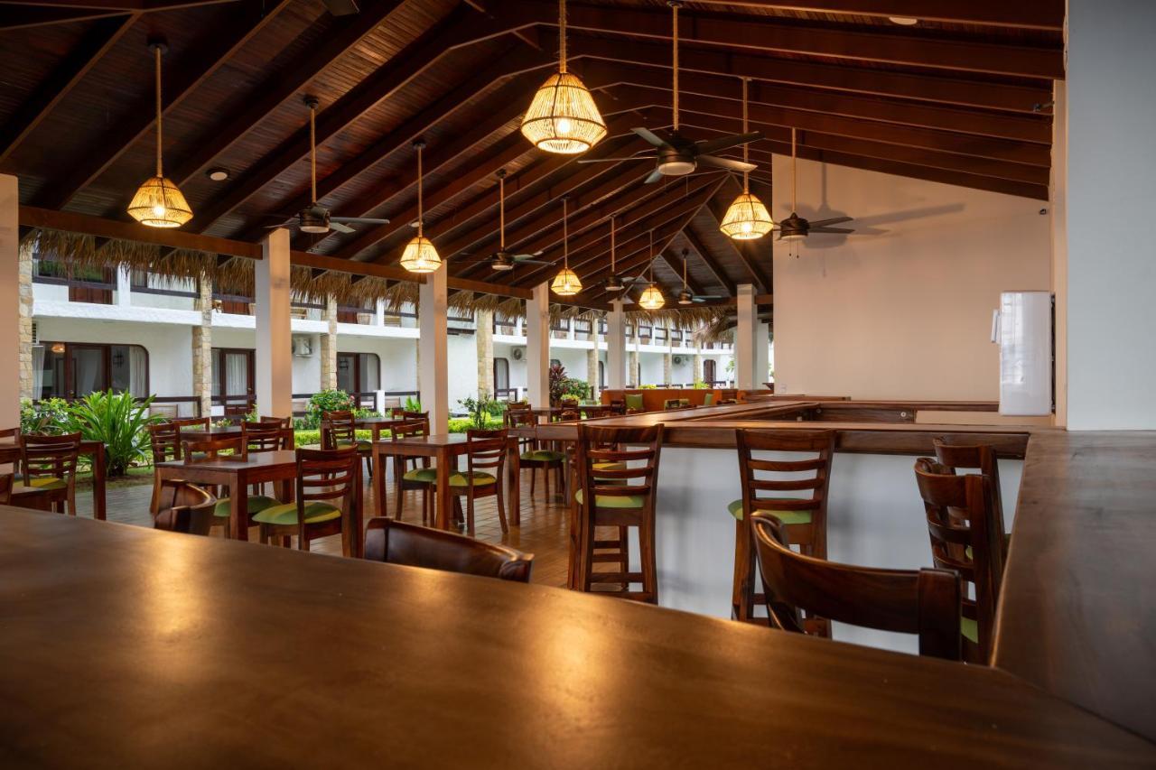 Fuego Del Sol Beachfront Hotel Хако Экстерьер фото